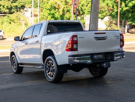 Toyota Hilux CD SRV 4x2 2.7 Flex 16V Aut.