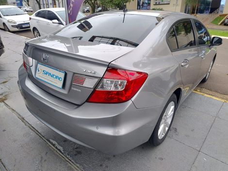 Honda Civic Sedan LXS 1.8/1.8 Flex 16V Aut. 4p