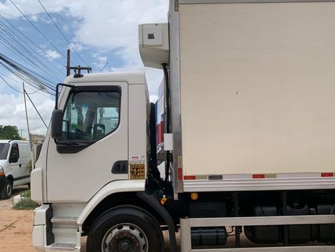 VOLVO VM 220 4x2 2p (diesel) (E5)