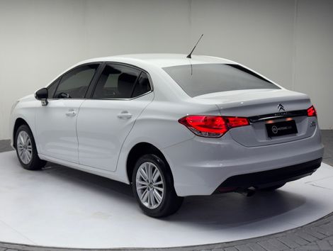 Citroën C4 LOUNGE Origine 2.0 Flex 4p Aut.