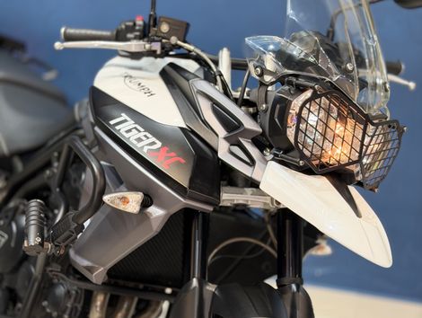 TRIUMPH TIGER 800 XC