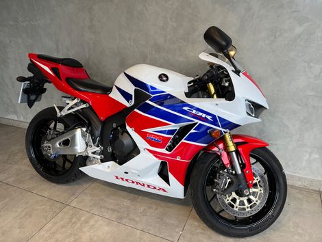 HONDA CBR 600 RR