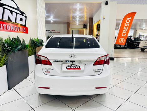 Hyundai C.Style/C.Plus1.6 Flex 16V Aut. 4p