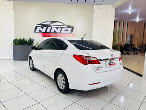 Hyundai C.Style/C.Plus1.6 Flex 16V Aut. 4p