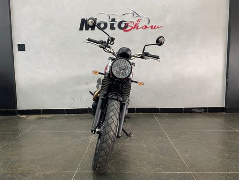 TRIUMPH STREET SCRAMBLER 900cc