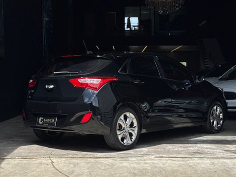 Hyundai i30 1.8 16V Aut. 5p