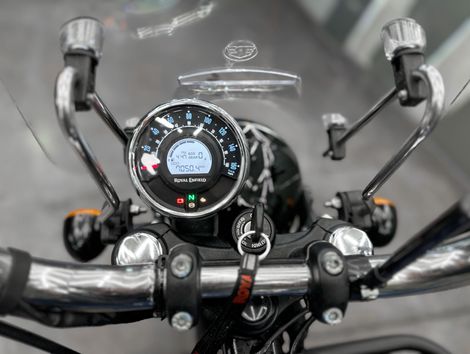 Royal Enfield Meteor 350 Fireball 