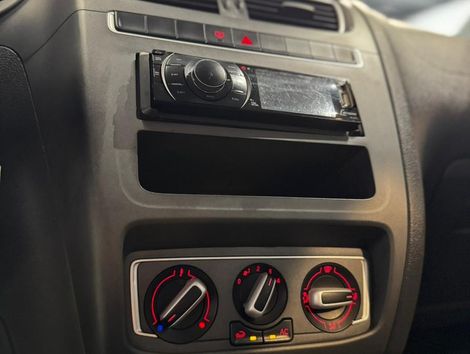 VolksWagen Fox 1.6 Mi Total Flex 8V 5p