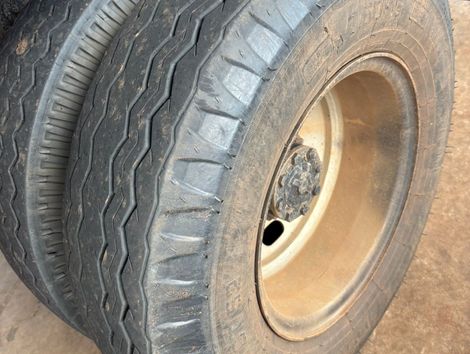 FORD F-4000 TURBO CUMMINS 2p (diesel)