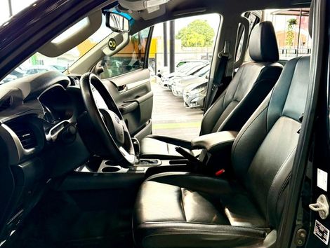 Toyota Hilux CD SRV 4x4 2.7 Flex 16V Aut.