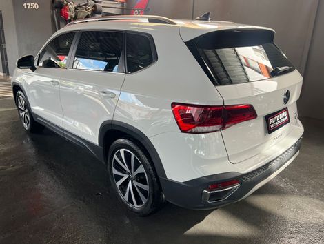 VolksWagen TAOS Highline 1.4 250 TSI Flex Aut.