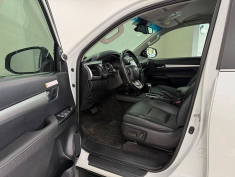 Toyota Hilux CD SRX 4x4 2.8 TDI 16V Diesel Aut.