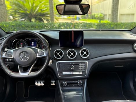 Mercedes GLA 250 Sport 2.0 TB 16V 4x2  211cv Aut.