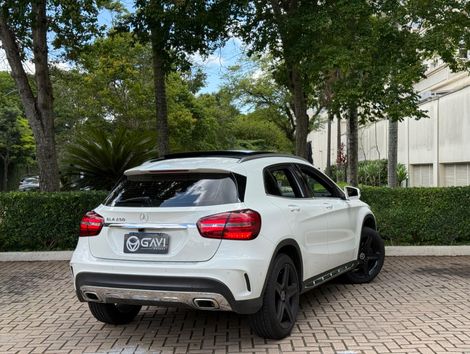 Mercedes GLA 250 Sport 2.0 TB 16V 4x2  211cv Aut.