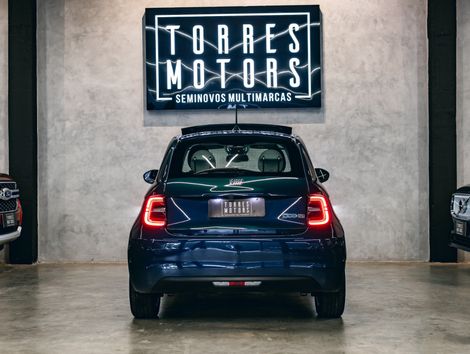 Fiat 500e ICON (Elétrico)