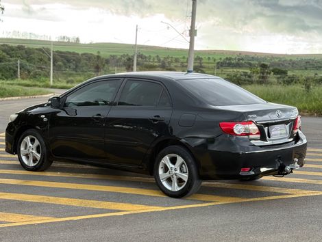 Toyota Corolla XEi 2.0 Flex 16V Aut.