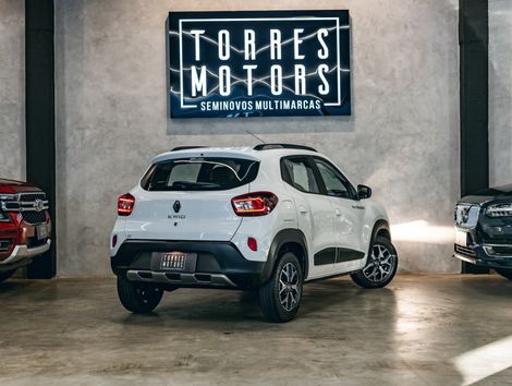 Renault KWID OUTSIDER 1.0 Flex 12V 5p Mec.