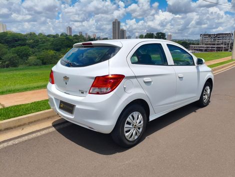Chevrolet ONIX HATCH LT 1.0 8V FlexPower 5p Mec.