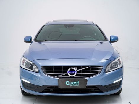 Volvo V60 T-4 MOMENTUM 2.0 190cv 5p