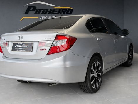 Honda Civic Sedan LXR 2.0 Flexone 16V Aut. 4p