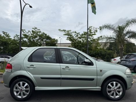 Fiat Palio ESSENCE Dualogic 1.6 Flex 16V 5p