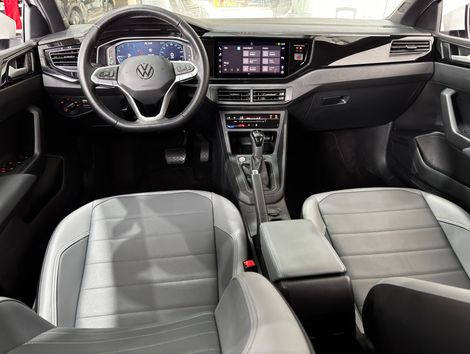 VolksWagen Nivus Highline 1.0 200 TSI Flex Aut.