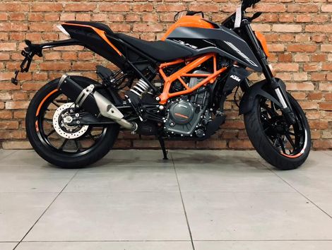 KTM DUKE 390