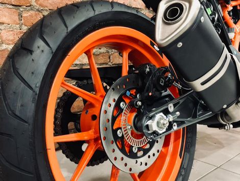 KTM DUKE 390