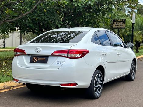 Toyota YARIS XLS Sedan 1.5 Flex 16V 4p Aut.