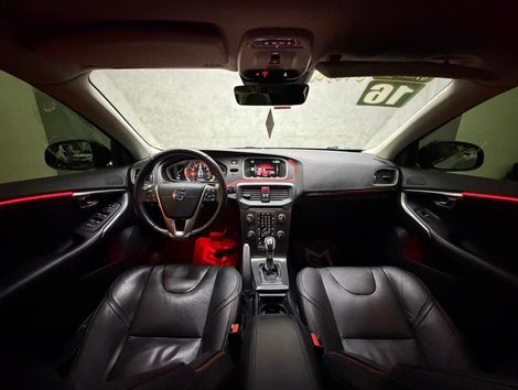 Volvo V40 T-5 Cross Country 2.0 Awd Aut.