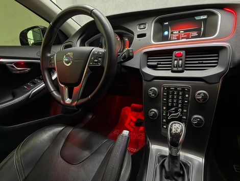 Volvo V40 T-5 Cross Country 2.0 Awd Aut.