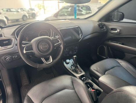 Jeep COMPASS TRAILHAWK 2.0 4x4 Dies. 16V Aut.