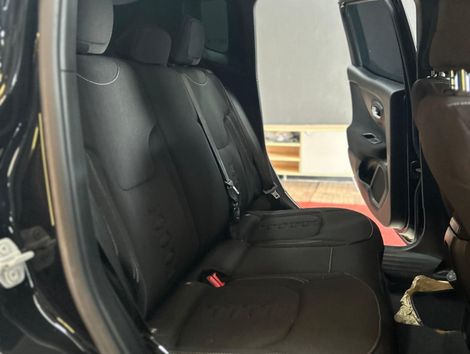 Jeep Renegade Long. T270 1.3 TB 4x2 Flex Aut.