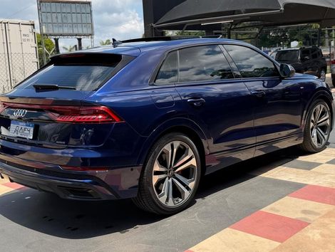 Audi Q8 Perfo. 3.0 TFSI Quattro S-tron/(Híb.)