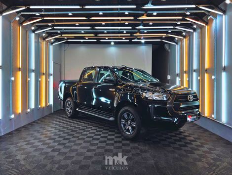 Toyota Hilux CD SR 4x4 2.8 TDI Diesel Aut.