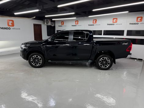 Toyota Hilux CD SRV 4x4 2.8 TDI Diesel Aut.