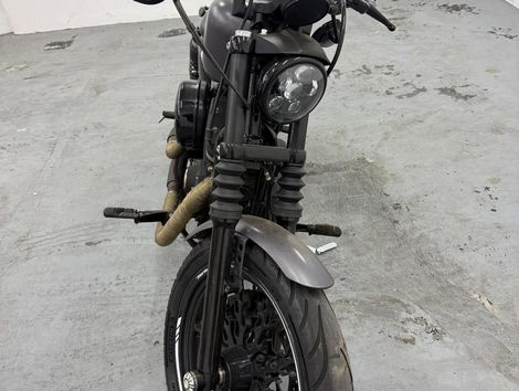 Harley XL 883N IRON