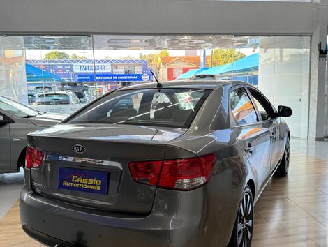 Kia Motors Cerato 1.6 16V Mec.