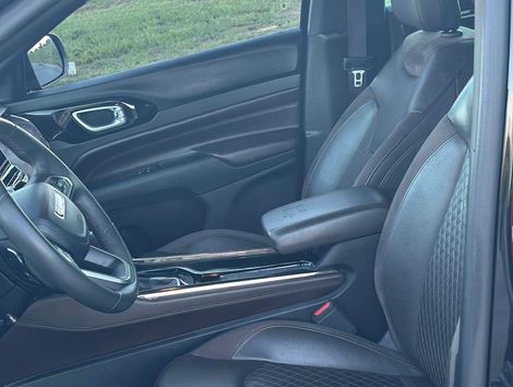 Jeep Commander Overland T270 1.3 TB Flex Aut.