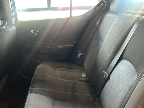 Nissan VERSA SV 1.6 16V FlexStart 4p Mec.