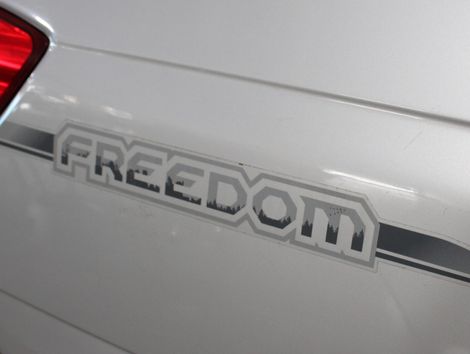 Fiat Strada Freedom 1.4 Flex 8V CD