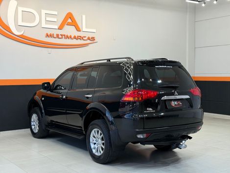 Mitsubishi Pajero DAKAR 3.2 4x4 T.I. Dies. 5p Aut.