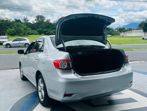 Toyota Corolla XEi 2.0 Flex 16V Aut.