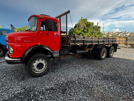 MERCEDES-BENZ L-2013 3-Eixos 2p (diesel)