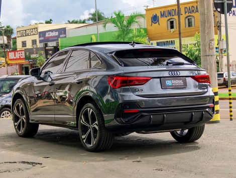 Audi Q3 SPB Perf.Black Plus 2.0 TFSI Tip.Quat