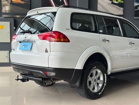 Mitsubishi Pajero DAKAR/HPE 3.5 4x4 Flex 5p Aut.