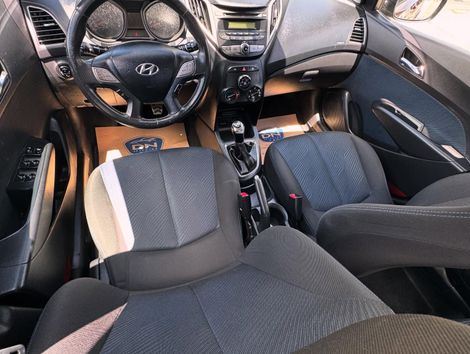 Hyundai HB20X Style 1.6 Flex 16v Mec.