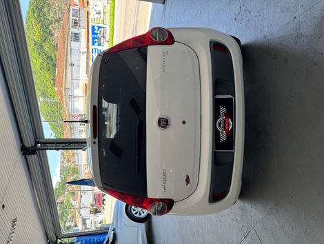 Fiat Palio Week. ATTRACTIVE 1.4 Fire Flex 8V