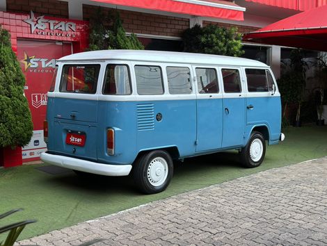 VolksWagen Kombi Standard/ Luxo/ Série Prata