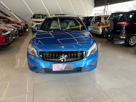 Mercedes Classe A 200 1.6 TB 16V Style 156cv Aut.